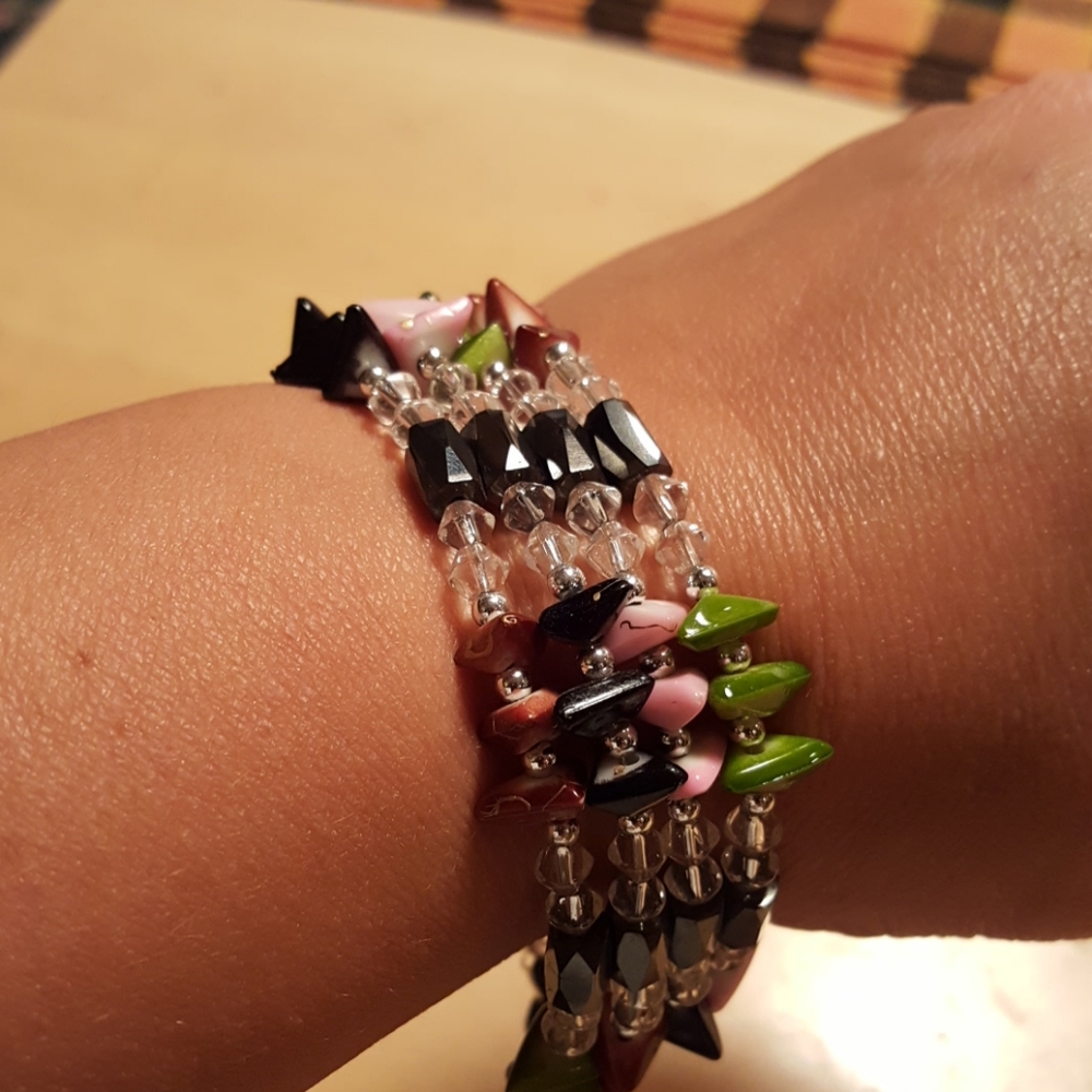 Magnetic jewelry